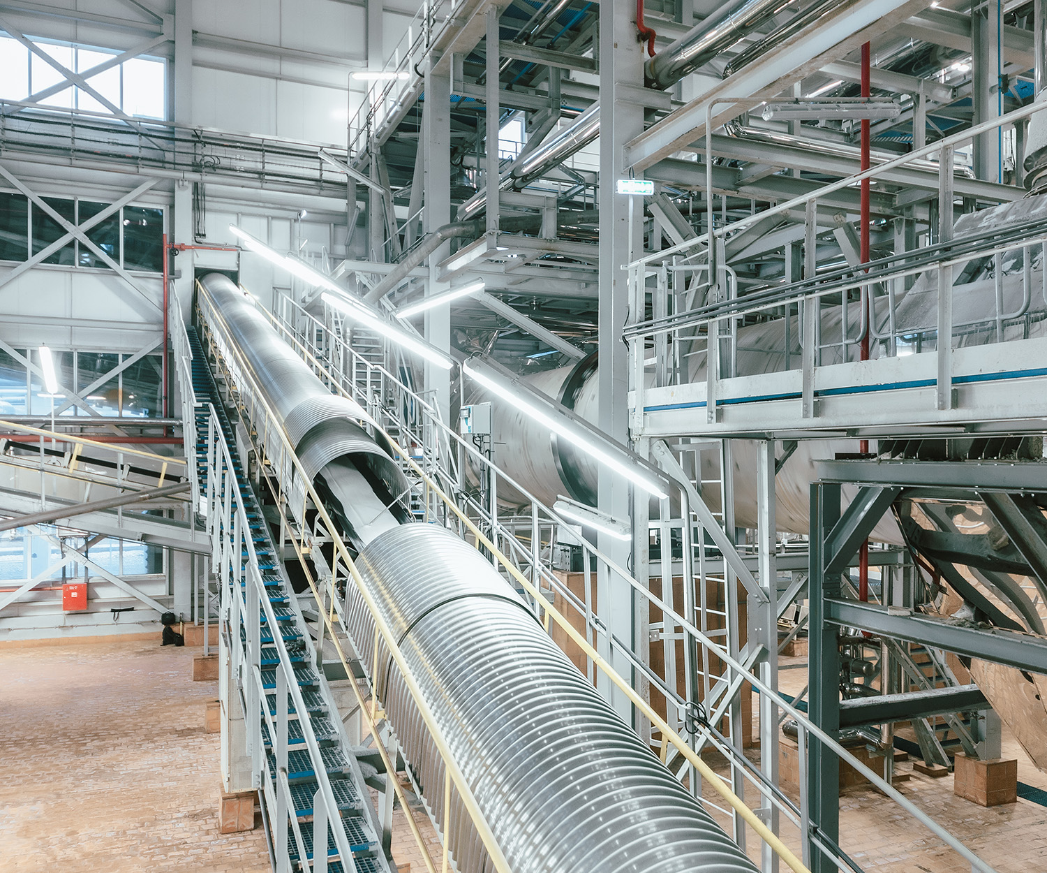 Industriële staalconstructie gerealiseerd door Asotep.